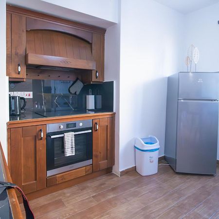 Maestro Sea - View Apartment Larnaca Exteriör bild